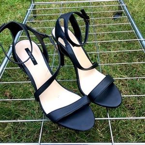 Forever 21 heels, black, size 8